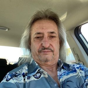 Meet your Posher, Lester